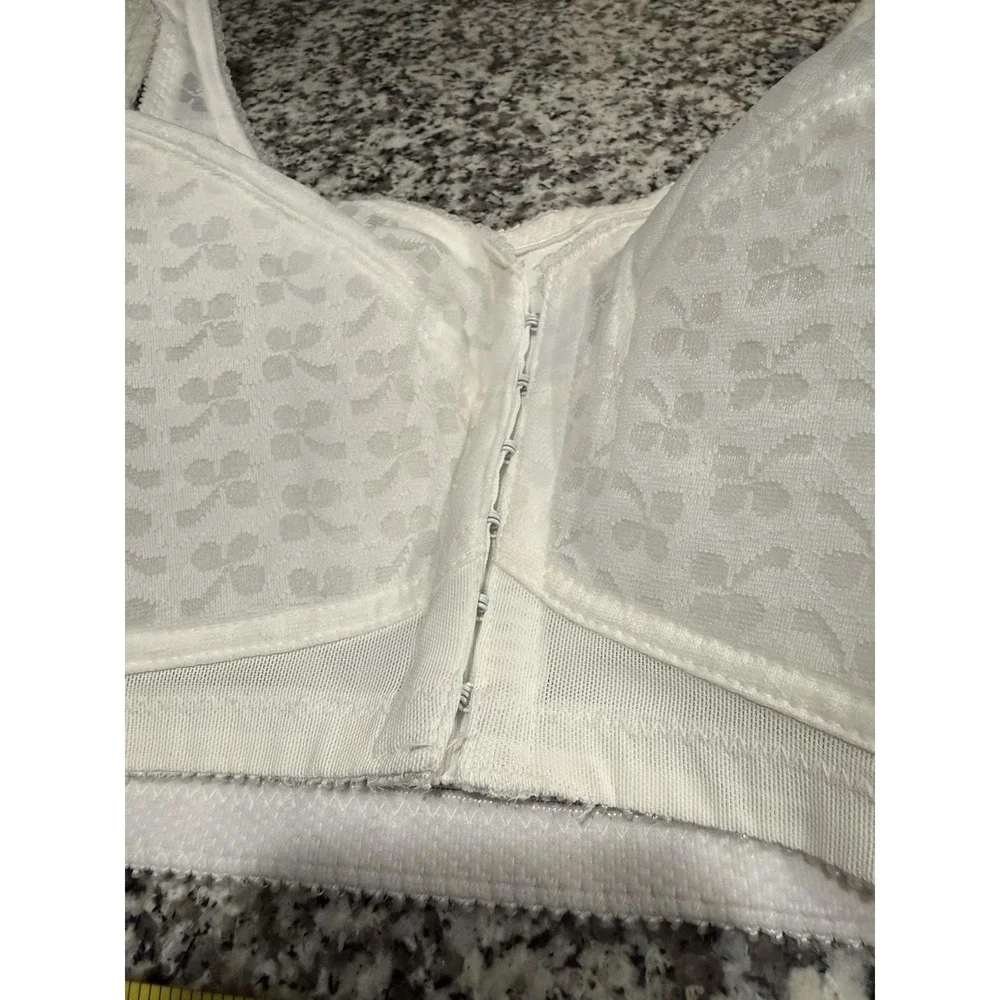 Vintage Bestform Women's 40B Beauty Collection Bra Style# 6300 NWT Front Clasp - Picture 3 of 6